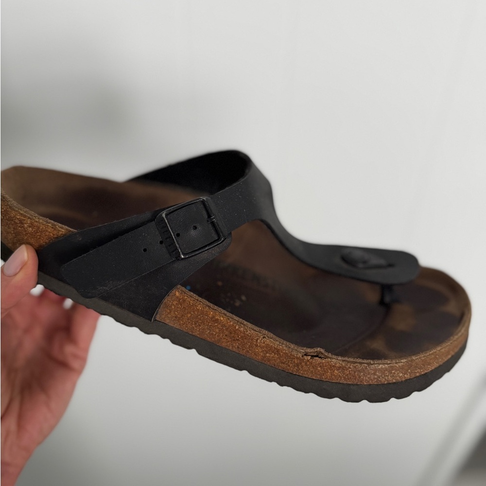 Black Gizeh Birkenstocks